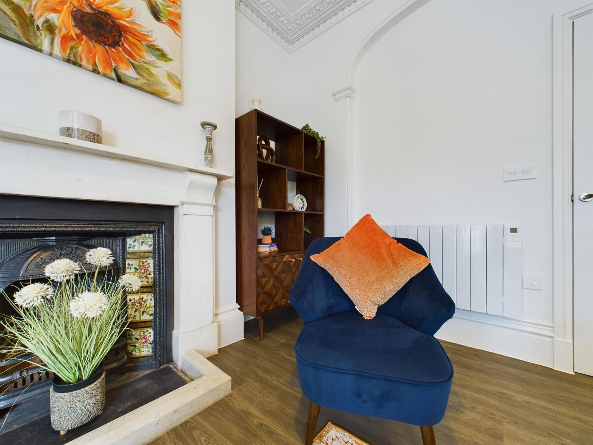 Belle Vue Regency King Size W Free Parking Apartment Cheltenham Bagian luar foto